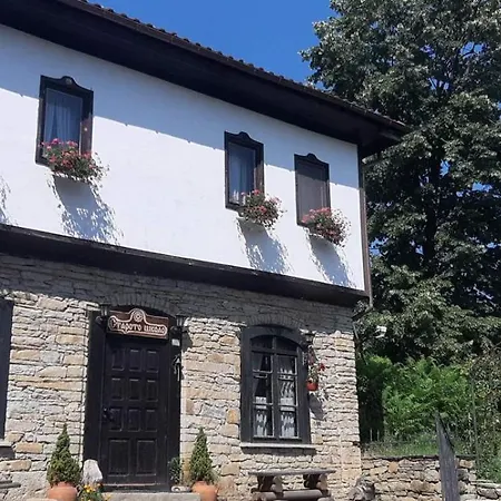 Staroto Shkolo House - For Guests