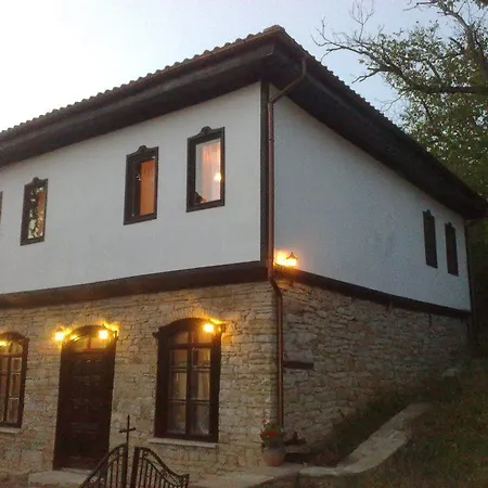 Staroto Shkolo House - For Guests